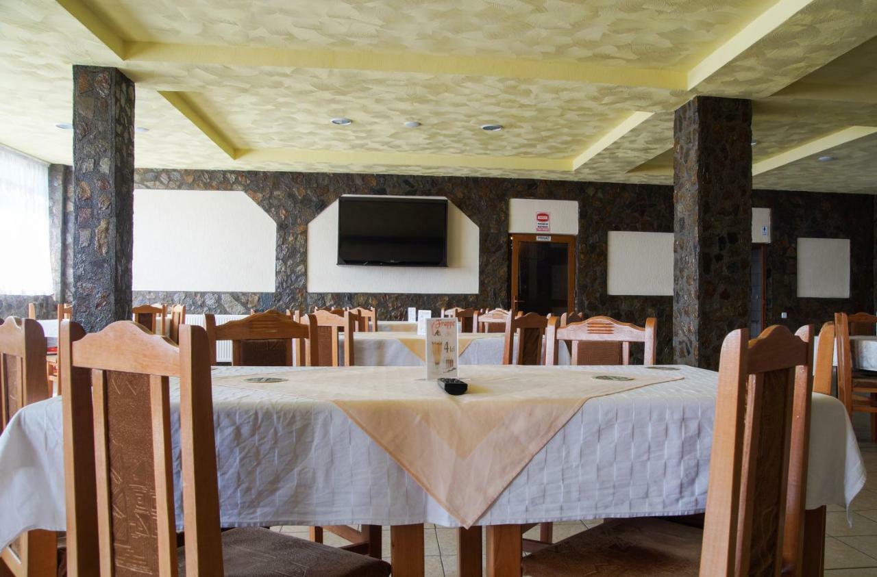 Pensiunea Nicol Hotel Valea Iasului Exterior foto