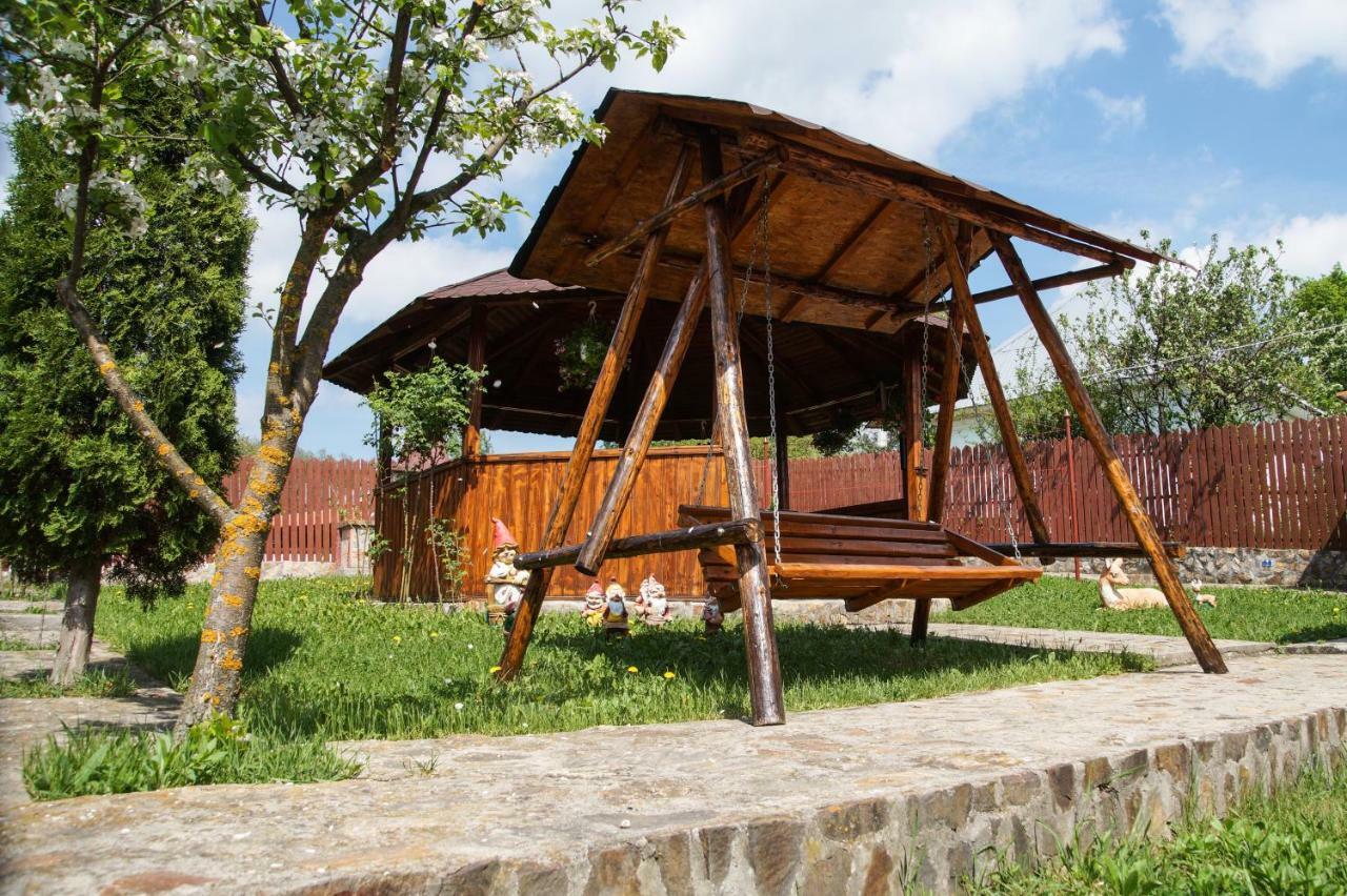 Pensiunea Nicol Hotel Valea Iasului Exterior foto